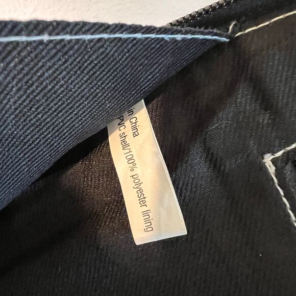 Vintage 90s Black Square PVC Leather Scarf Tie Medium Backpack - Picture 10 of 15
